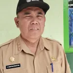 Camat Ciawi Gebang R. Iman