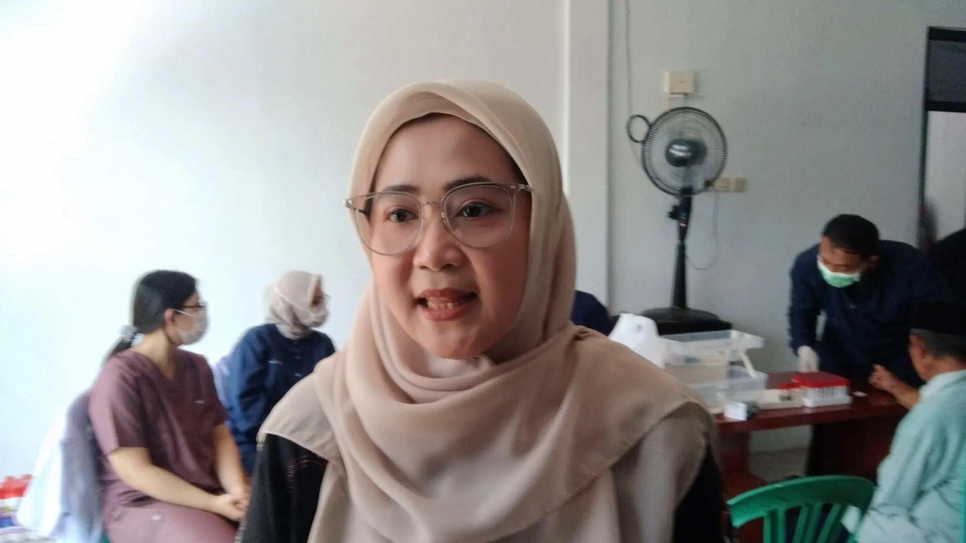 Direktur Rs. Linggajati Dr. Eva