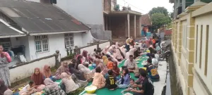 Warga Sempong Syukuran Jalan