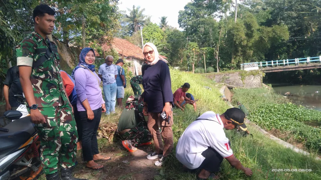 Aksi Bersih Bersih