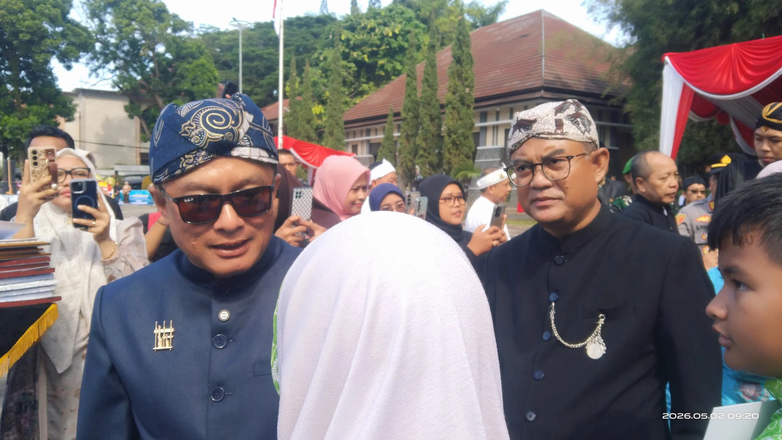 Dr. H. Dian Rachmat Yanuar M. Si