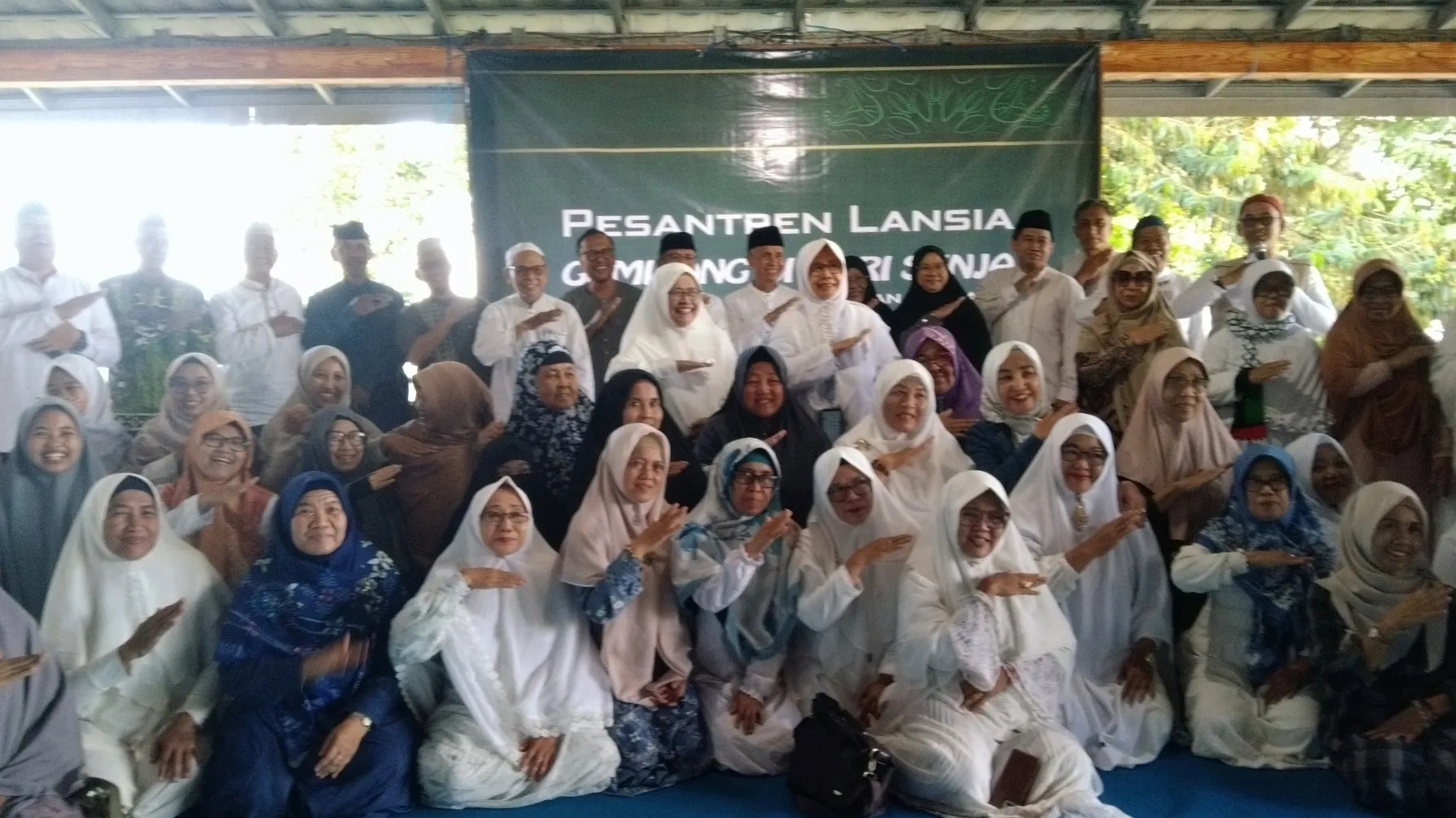 Para Santri Lanjut Usia