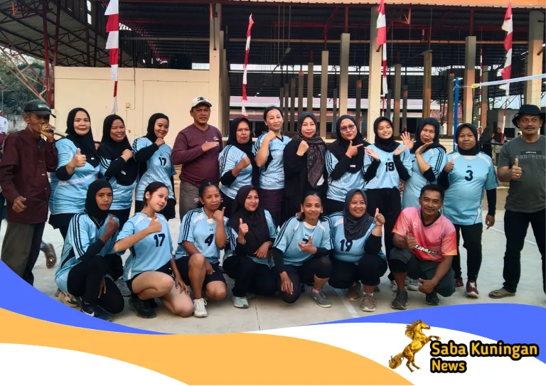 Kader PKK Desa Cilimus Sambut HUT RI ke-81 dengan Turnamen Bola Voli Antar-Dusun