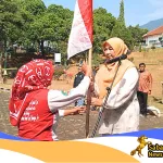Pemasangan 10.001 Bendera Merah Putih ke-11, Wabup Tuti: Tanamkan Cinta Tanah Air kepada Generasi Muda